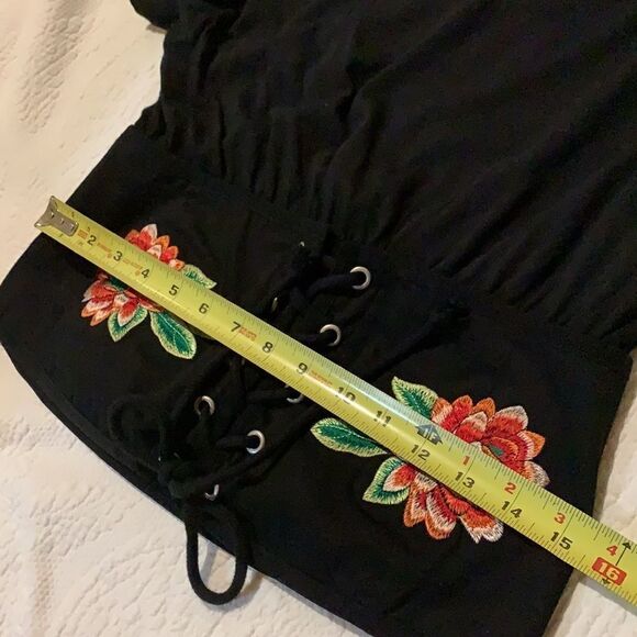 500 Maison Cinqcent Embroidered blacktop. NWT. Med - Picture 13 of 14